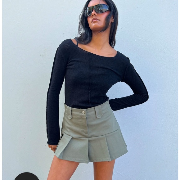 OAK + FORT Cargo Pleated Mini Skirt - Picture 1 of 5